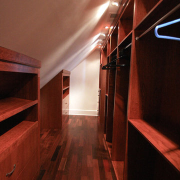 Potomac Bathroom/Walk-in Closet
