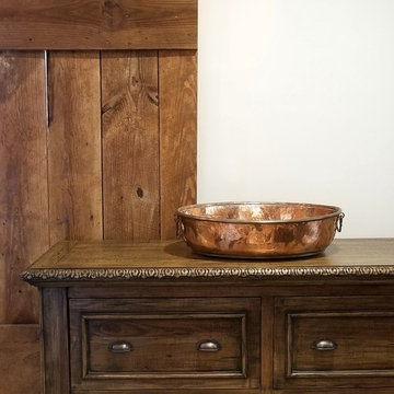 Rabbit Ridge Farm - Log Cabin Master Bath, Dressing Room & Laundry Room