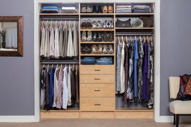 Example of a transitional closet design in Baltimore