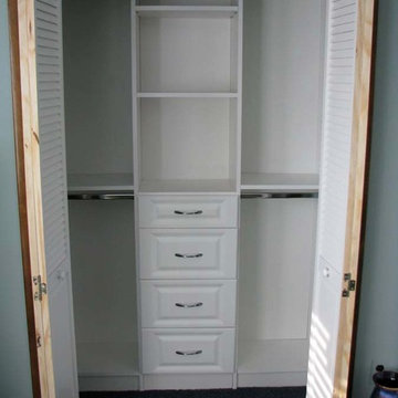 Reach-In Closet with Drawers