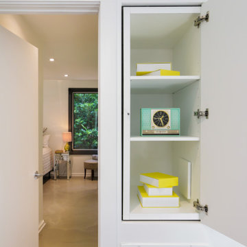 Recessed wall cabinet