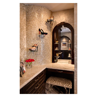 Renaissance Design & Renovation - Traditional - Closet - Milwaukee - by  Renaissance Design & Renovation