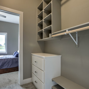 Transitional Closet