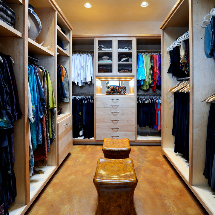 10 X 10 Closet - Photos & Ideas | Houzz