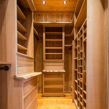 Scotch Ridge Barn Home Closet