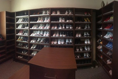 Shoe Gallery Walk In