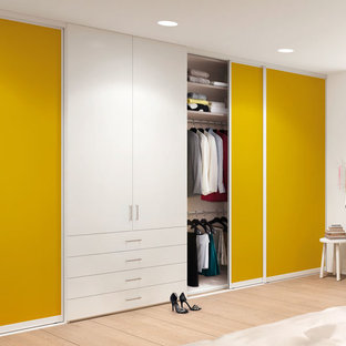 Réalisation d'un dressing et rangement tradition.