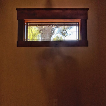 Small Closet Window - Style Guide - Clear Textures