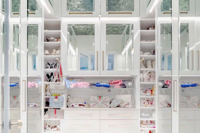 Closet - contemporary closet idea in Miami