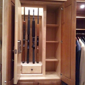 Stealth shotgun / rifle locker