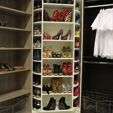 The Revolving Closet Organizer - Manually Rotates 360 degree