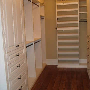 Traditional Closet