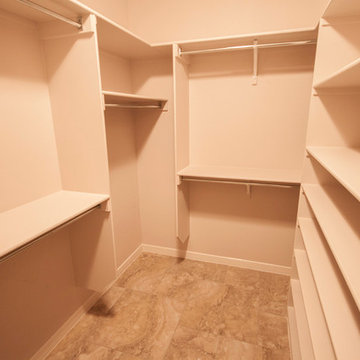 Traditional Closet