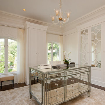 Traditional Closet