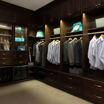 Traditional Closet