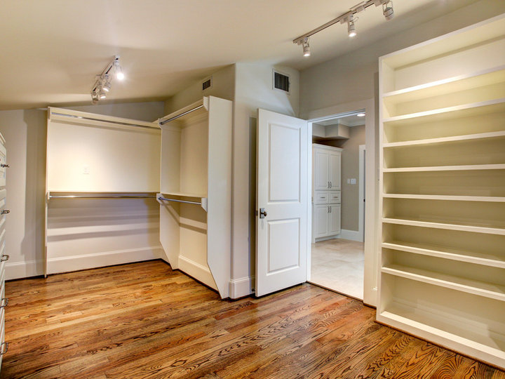 Dressing Area Closet