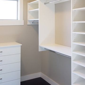 Upper Mission Classic Walk-In