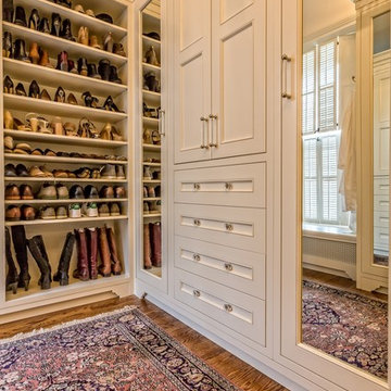 Walk-in closet