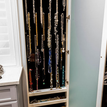 Walk-In Closet Organizers