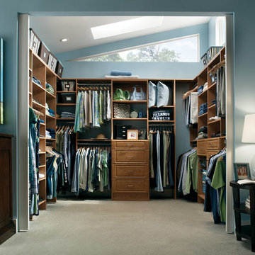 Walk-In Closet Organizers
