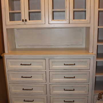 Walk-In Closets