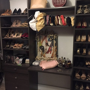 Walk-In with Shoe Showcase Focal Wall