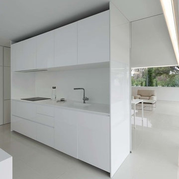 KRION en la minimalista “Breeze House” de Fran Silvestre Arquitectos