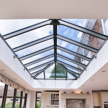 Aluminium Orangery with Single Atlas Lantern Roof