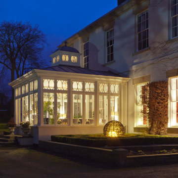 Georgian Conservatory complements a Derbyshire period home