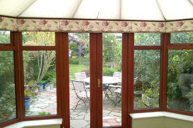 Photo of a classic conservatory in Hampshire.