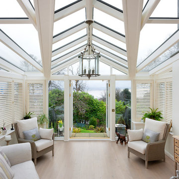 Luxury Conservatory Extension with Bar & Hot Tub