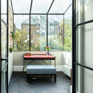 This is an example of a contemporary conservatory in London.