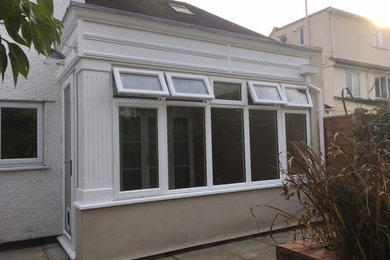Small classic conservatory in Oxfordshire.