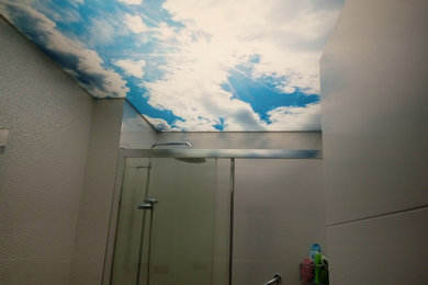ビルバオにあるモダンスタイルのおしゃれな浴室の写真