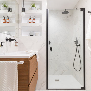 Reforma de baño blanco&negro en Logroño