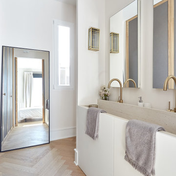 VESTIDOR Y LAVABOS