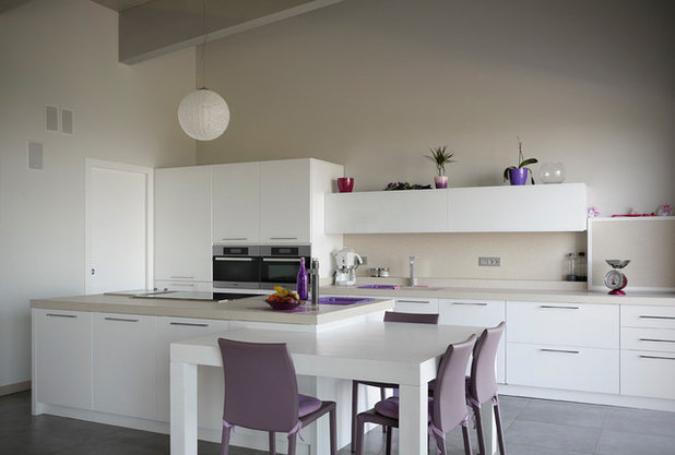 Contemporary Kitchen by Manuel Benedikter Architetto