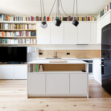 Cucina con isola in Fenix
