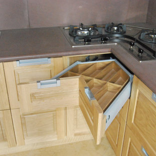 Cucina su misura in rovere massello
