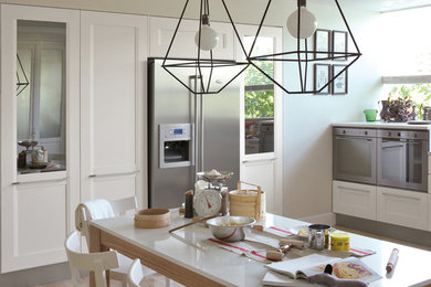 This is an example of a modern kitchen in Bologna.