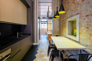 This is an example of an urban kitchen in Milan.