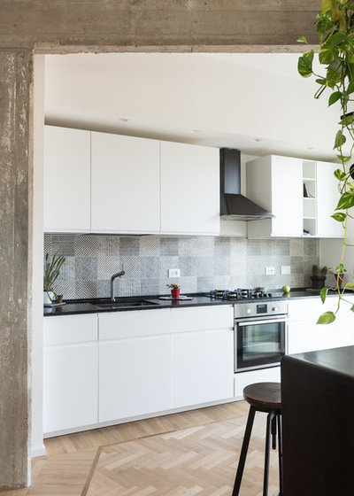 Contemporary Kitchen by Paolo Fusco Photo