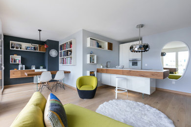 Appartement parisien design aux éléments LAGO en blanc et bois