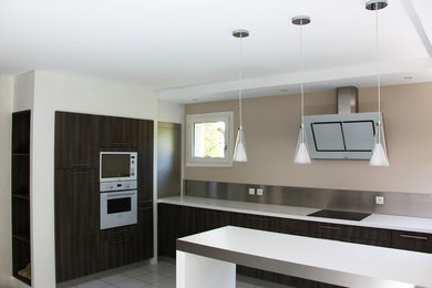 Design ideas for a modern kitchen in Le Havre.