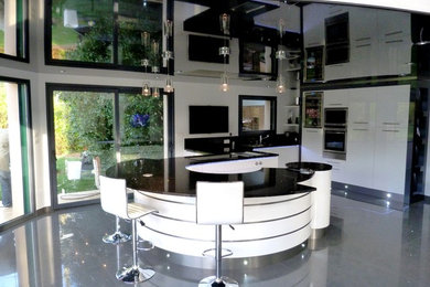 Modern kitchen in Nantes.