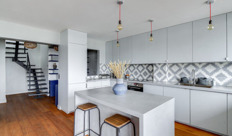 Houzz Tour: A Stylish Flat with a Rooftop Sunroom and Terrace