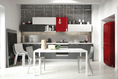 Cette image montre une cuisine minimaliste de taille moyenne.
