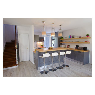 Quand l'espace de vie devient convivial - Contemporary - Kitchen