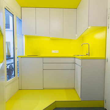 Yellow bubmarine / Un appartement d'amateurs d'art