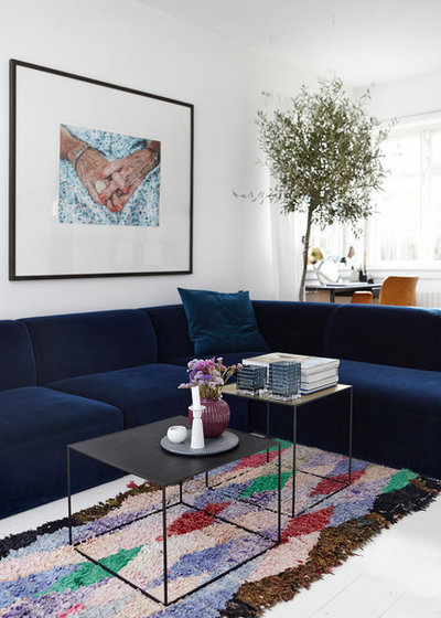 Modern Living Room by Mia Mortensen Photography
